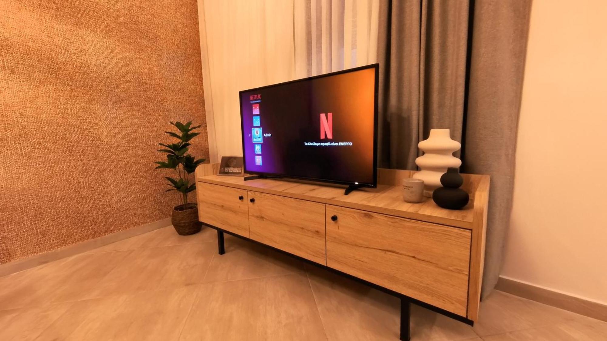 Mouson Luxury Suite With Free Private Parking Кавала Екстер'єр фото